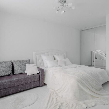 Paulmarie Apartments On Gor'Kogo 41 Bobruisk ภายนอก รูปภาพ